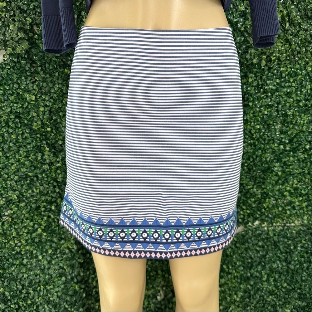 Vineyard Vines Margo Embroidered Blue Geo Prep Skirt Size 00